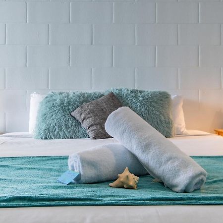 Airlie Sun & Sand Accommodation Studio #1 에일리비치 외부 사진